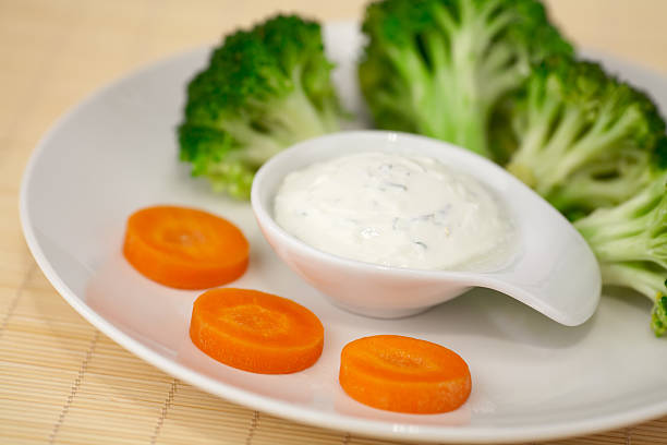 istock Steam Cooked Broccoli and Carrots 93469653