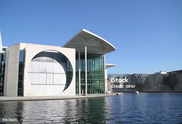 Moderno Di Berlino - Fotografie stock e altre immagini di Acqua - Acqua, Ambientazione esterna, Berlino - Germania