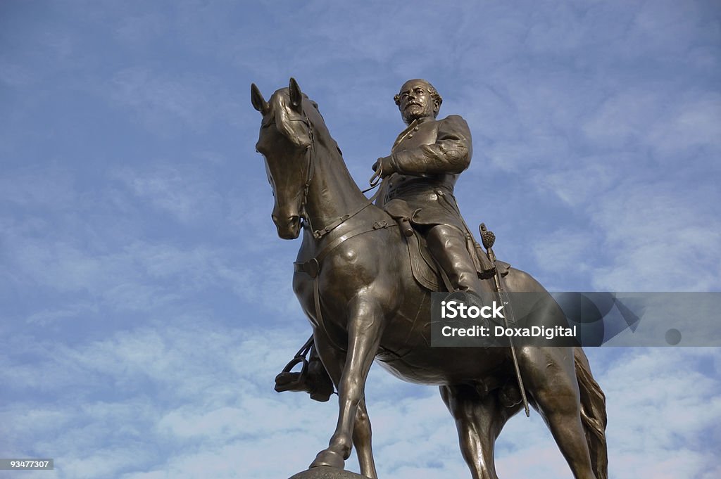 Robert E. Lee Statue of Robert E. Lee - Civil War General on the famous Monument Avenue of Richmond Confederate States of America Stock Photo