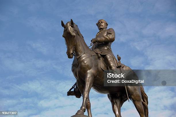Robert E Lee Stock Photo - Download Image Now - Confederate States of America, Statue, Richmond - Virginia