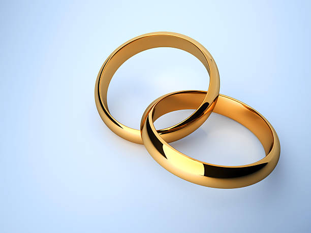 Pygmalion Susteen fugtighed Wedding Rings Stock Photo - Download Image Now - Interlocked, Wedding Ring,  Color Image - iStock