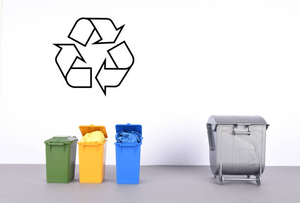 istock Colorful recycle bins on white background 934791808