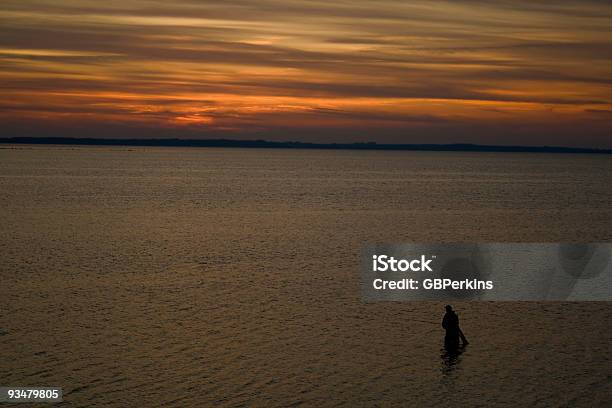 Photo libre de droit de Pêche Au Coucher Du Soleil banque d'images et plus d'images libres de droit de Activité - Activité, Activité de loisirs, Activité sans mouvement