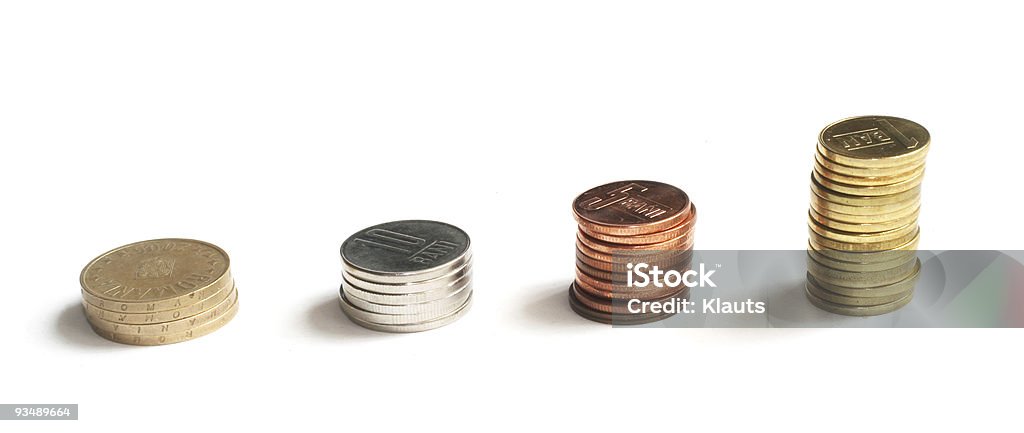 Crescita pile di monete. - Foto stock royalty-free di Argentato