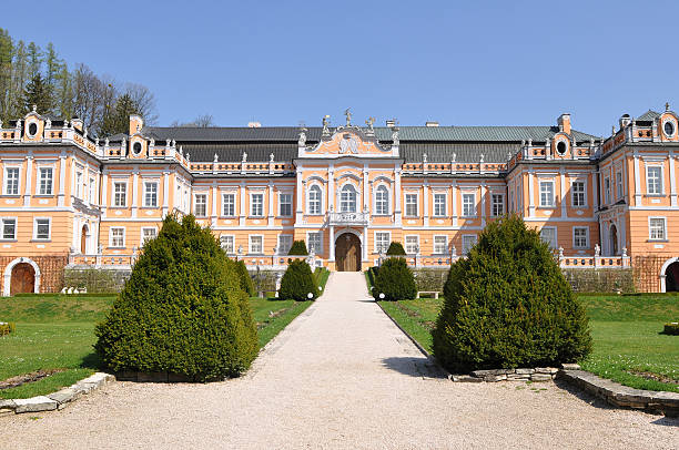 istock castle Nove Hrady,Czech 93494764