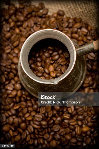 체즈베 갓 구운 커피 원두 Sackcloth 대한 0명에 대한 스톡 사진 및 기타 이미지 - 0명, 갈색, 개체 그룹