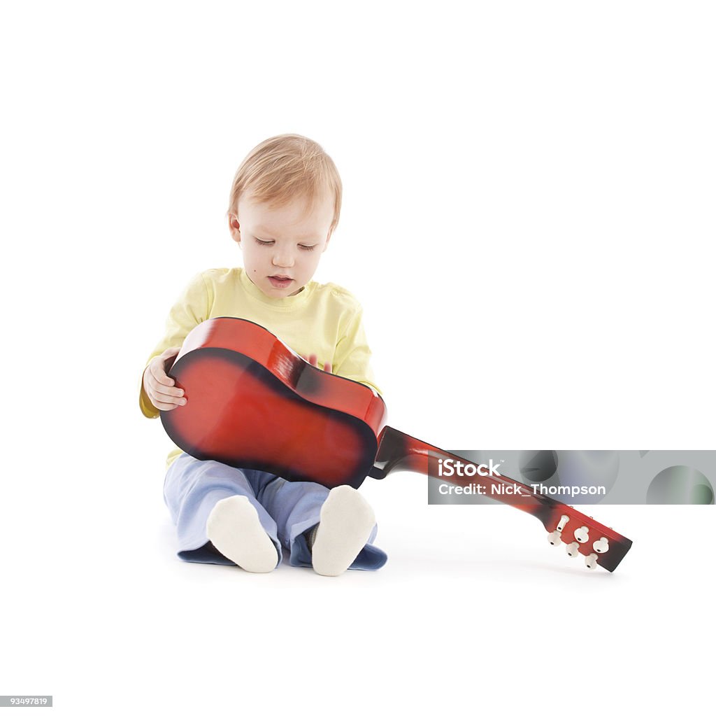 Portret Mały chłopiec z Gitara akustyczna - Zbiór zdjęć royalty-free (Artysta)