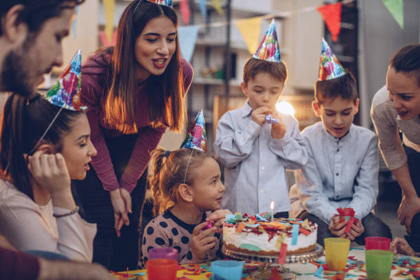 istock Kids birthday party 935125098