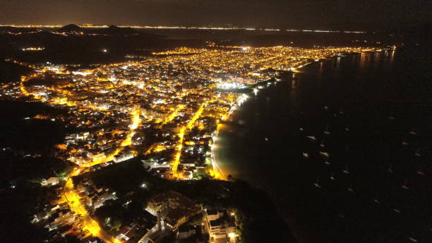 istock Nigth in the City 935153376