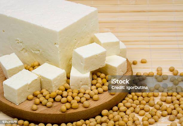 Tofu E Soybeans - Fotografias de stock e mais imagens de Alimentação Saudável - Alimentação Saudável, Branco, Comida