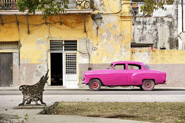 istock Pink car in Havana 93539316