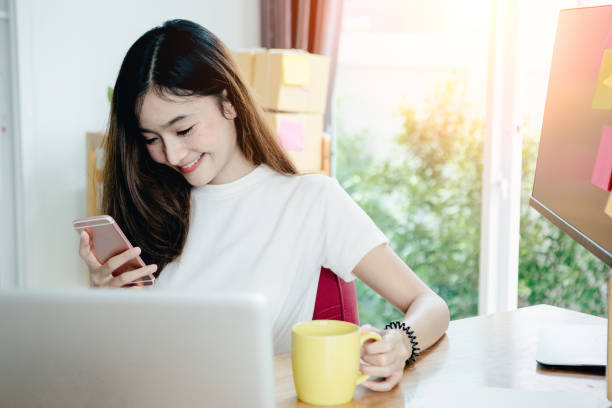 istock Girl with own bussiness. 935475836