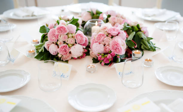 istock Table of bride and groom setting 935500750