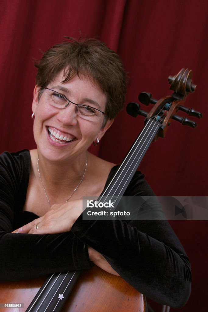 Violoncellista serie - Foto stock royalty-free di Musicista