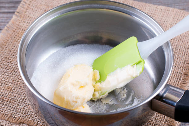 istock Butter and sugar in the pan 935572828