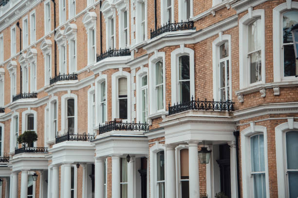 istock Apartment buildings in London 935654098