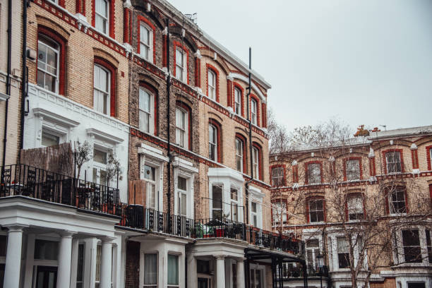istock Apartment buildings in London 935654108