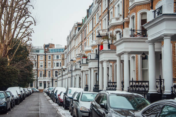 istock Street in London 935654124