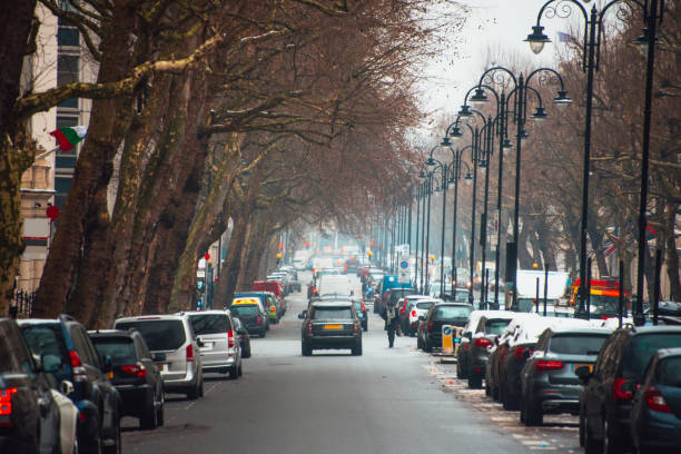istock Traffic in London 935695696