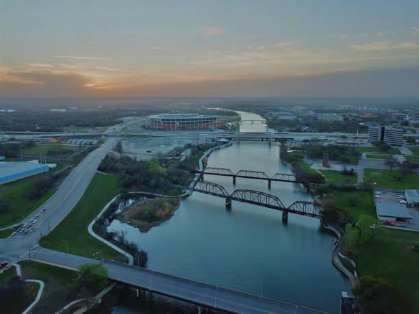 nascer do sol sobre o brazos - waco - fotografias e filmes do acervo