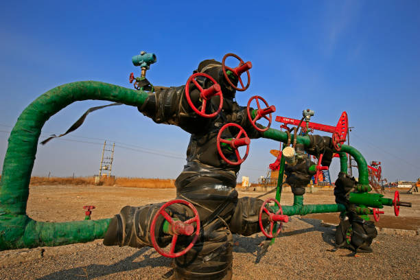 istock Oil pipeline, industrial equipment 935951278