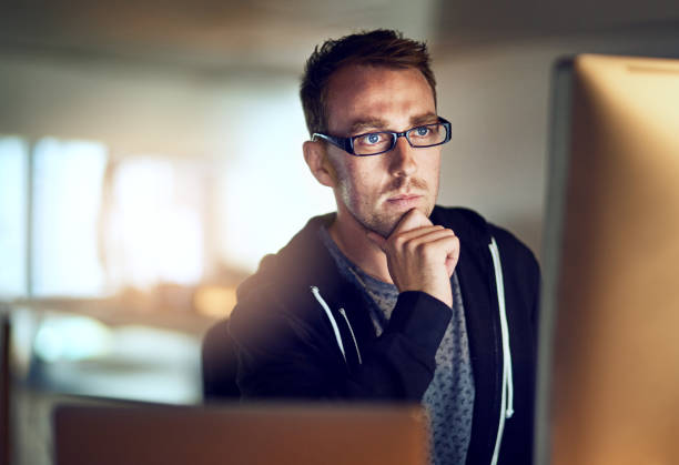 istock He's got serious determination to beat all deadlines 935963942
