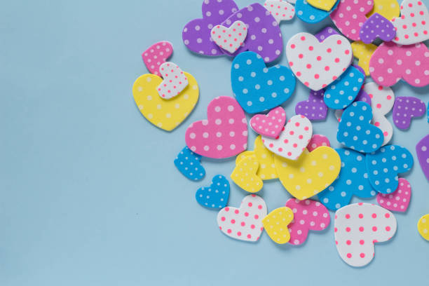 istock Lots of cute cute hearts 935966492