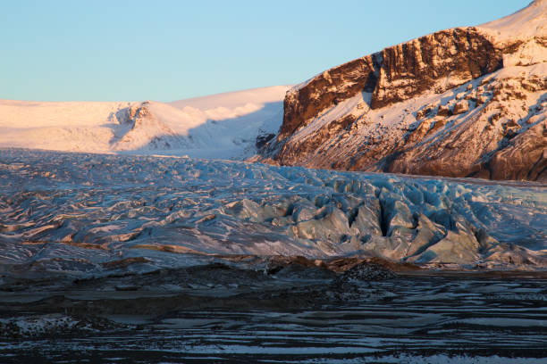 istock Sunset over Vatnajokull Glacier in Skaftafell NP, Iceland 935971854