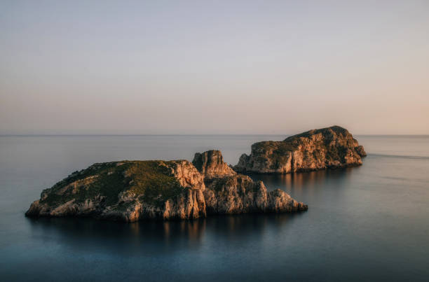 istock Santa Ponsa coastline at sunset in Mallorca, Spain 935979116