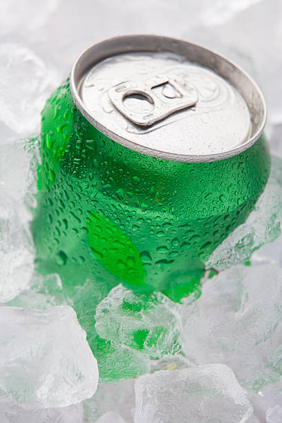 istock Green Can Of Fizzy Soft Drink Set In Ice 93608636