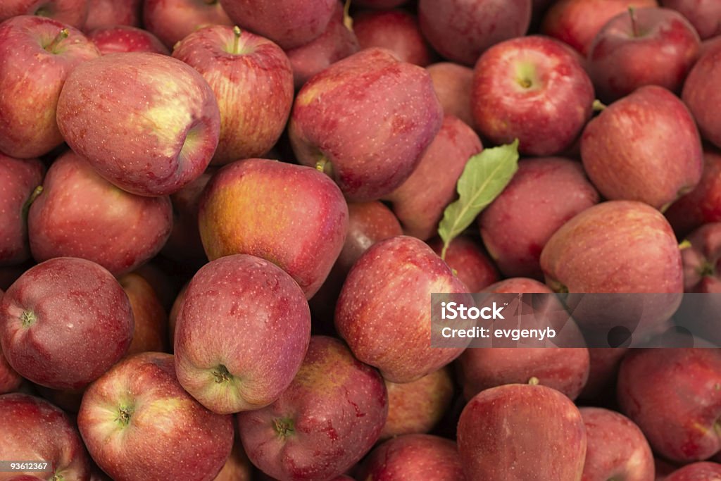 Harvest tempo di mele - Foto stock royalty-free di Alimentazione sana