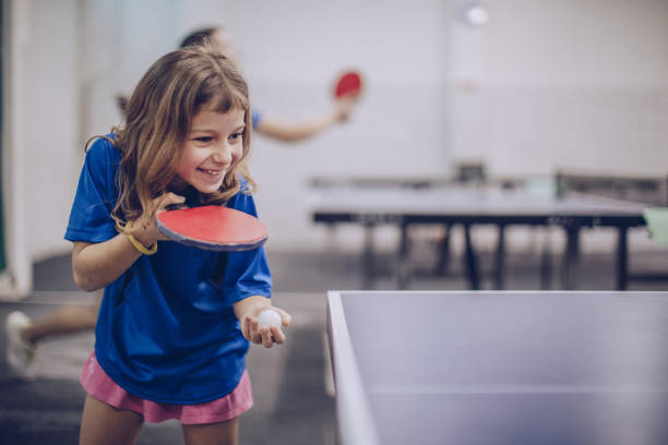 gadis muda suka tenis meja - tenis meja potret stok, foto, & gambar bebas royalti