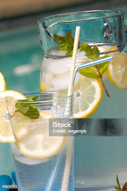 Limonata Con Ghiaccio - Fotografie stock e altre immagini di Acqua potabile - Acqua potabile, Acqua tonica, Agrume