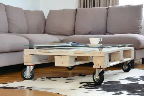 pallet coffee table - a contemporary house interior detail