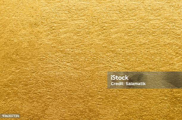 Foto de Textura De Folha De Ouro Abstrato Dourado e mais fotos de stock de Ouro - Metal - Ouro - Metal, Papel de Alumínio, Texturizado - Descrição Geral