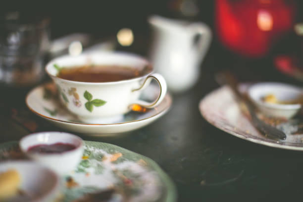 tè pomeridiano - english breakfast tea foto e immagini stock