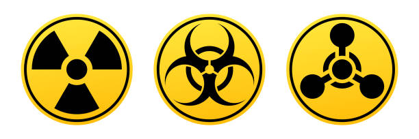 illustrations, cliparts, dessins animés et icônes de signes de danger de vecteur. signe de la radiation, biohazard signe, signe d’armes chimiques. - symbole de résidus biologiques