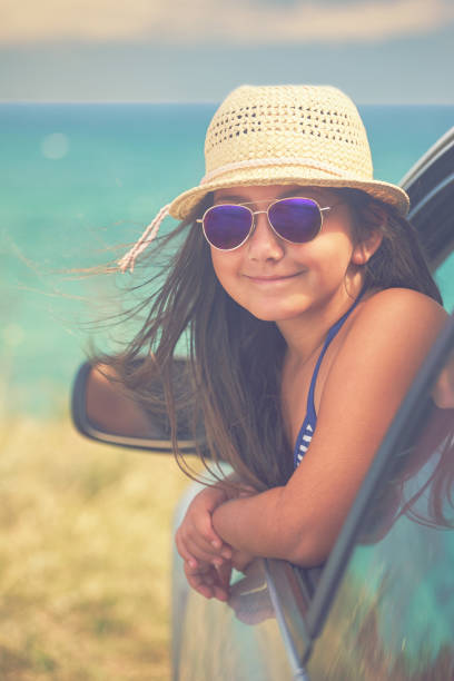 istock Young Family Arriving On The Beach 936316740