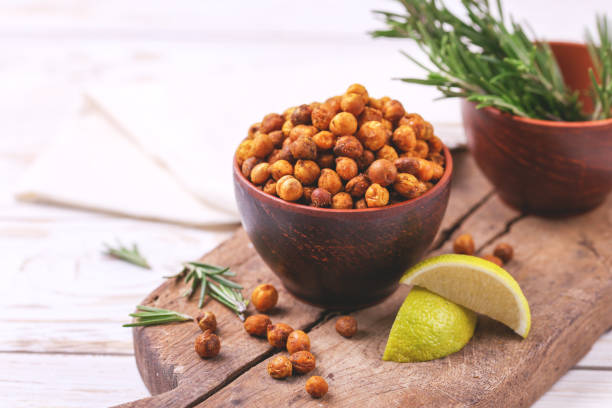 istock Indian cuisine. Roasted chickpeas with lime and rosemary 936322504