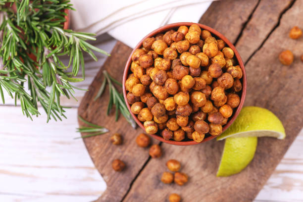 istock Indian cuisine. Roasted chickpeas with lime and rosemary 936322888