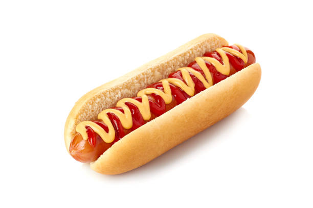 cachorro-quente com ketchup e mostarda em branco - sausage grilled isolated single object - fotografias e filmes do acervo
