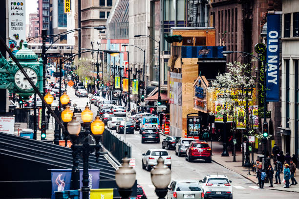 istock Busy streets of Chicago downtown 936343030