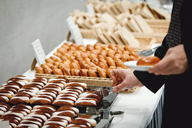 istock Cakes at the banquet 936343744