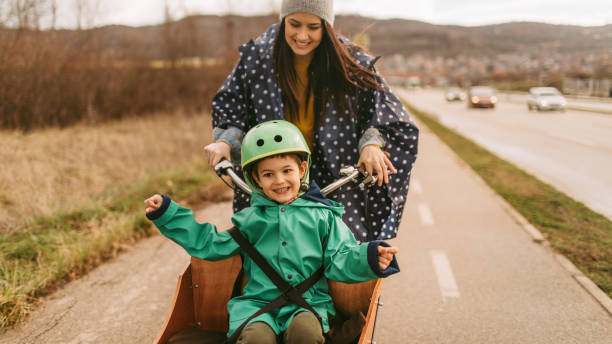 istock Cargo bike ride on the rain 936349806
