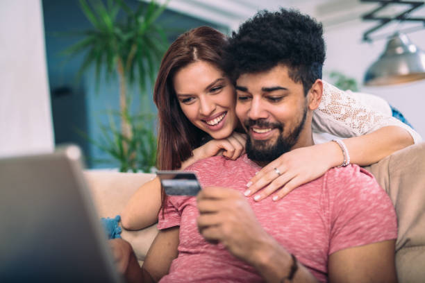 istock Shopping and payment online 936377526