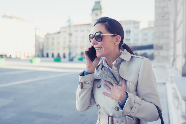 istock Businesswoman walking to the office 936399236