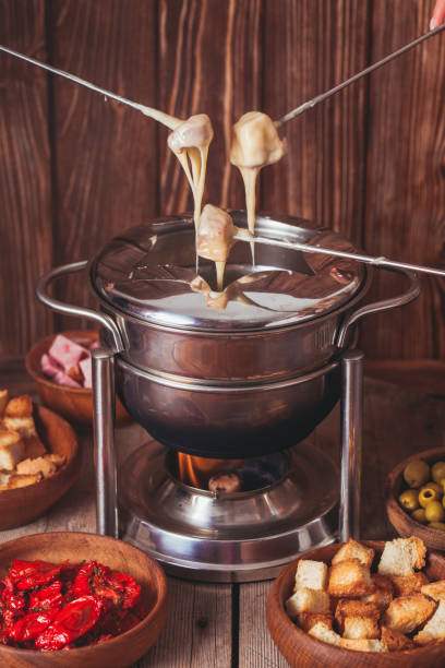 istock The cheese fondue 936402718
