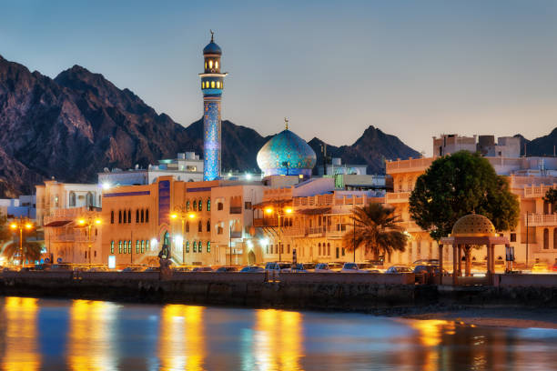 muttrah corniche, moscato, oman - oman greater masqat built structure mosque foto e immagini stock