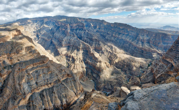 montañas de hajar del en omán - al hajjar fotografías e imágenes de stock