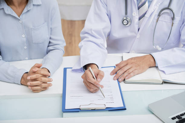 istock Filling in Medical History 936516744